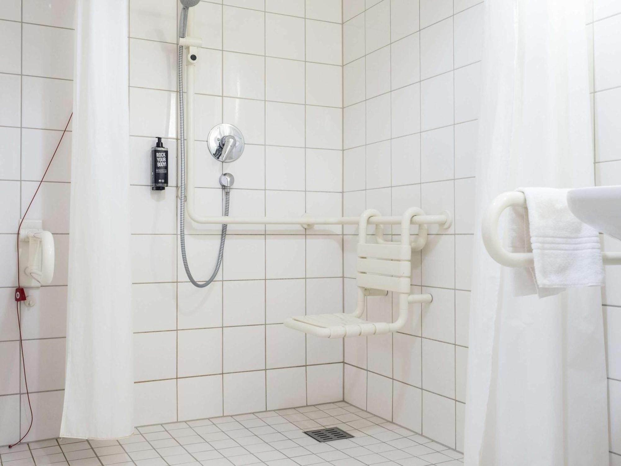 Ibis Stuttgart Centrum Eksteriør bilde