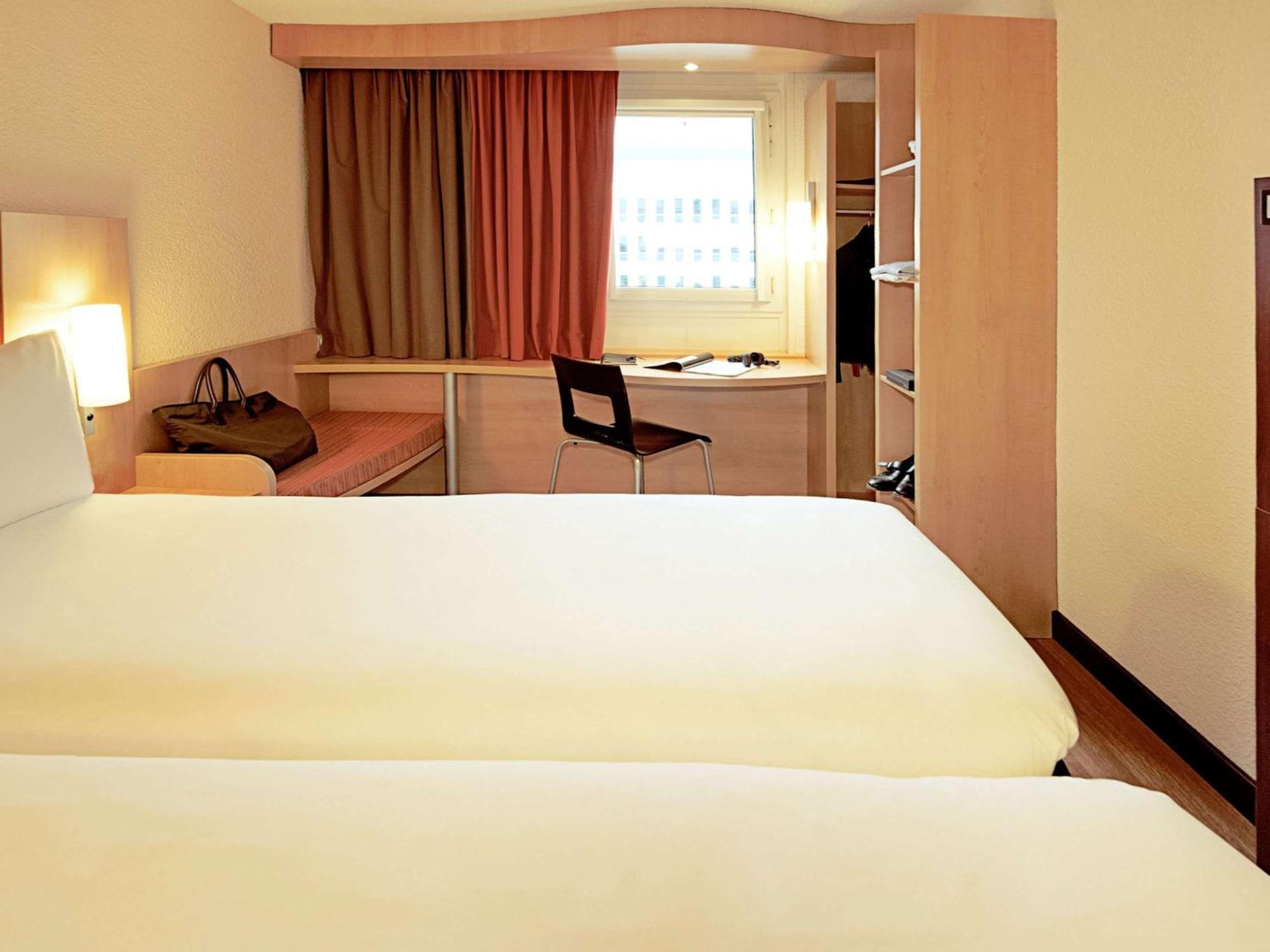 Ibis Stuttgart Centrum Eksteriør bilde